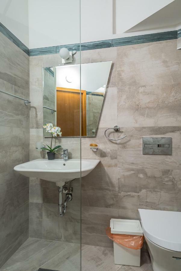 5Th Avenue Sofia | Two Bedroom, Two Bathroom, Positano Street Suite ภายนอก รูปภาพ